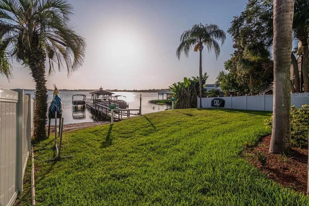 Lakefront Duplex With Pontoon Boat 2 Bedroom Home Mount Dora Ngoại thất bức ảnh