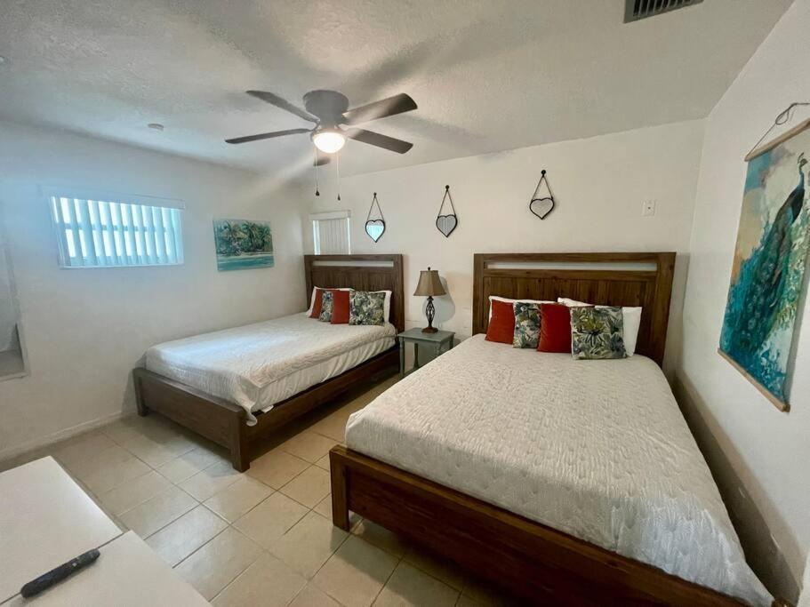 Lakefront Duplex With Pontoon Boat 2 Bedroom Home Mount Dora Ngoại thất bức ảnh